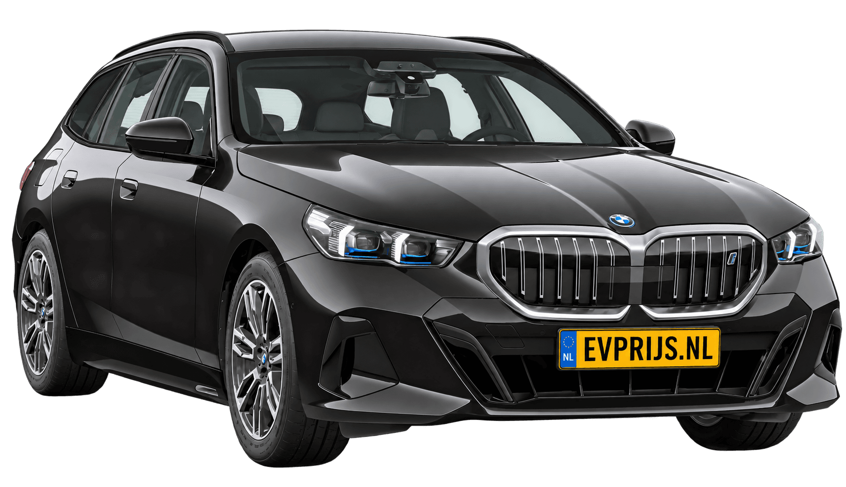 AI-bewerking (Imagegen) van officieel BMW Nederland-configuratorbeeld: i5 Touring M Sport Edition voor-/zijaanzicht in Saphirschwarz metallic (configuratie BMW i5 eDrive40 Touring M Sport Edition); velgen en details kunnen per uitvoering afwijken, beeld 5