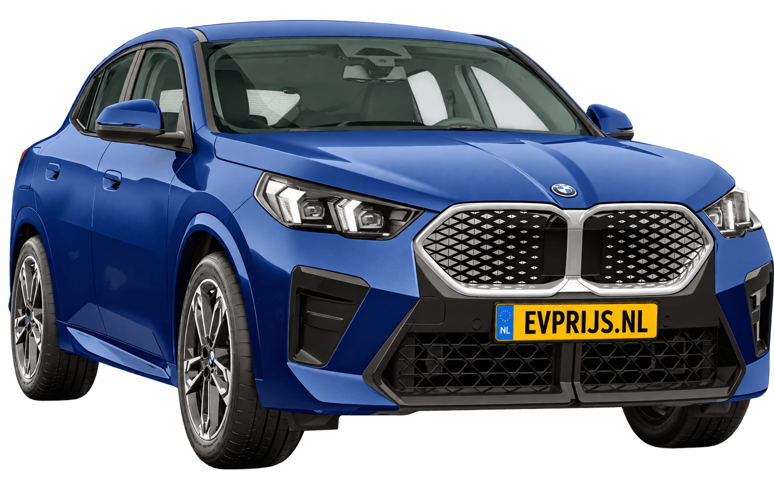 AI-bewerking (Imagegen) van officieel BMW Nederland-configuratorbeeld: iX2 M Sport Edition voor-/zijaanzicht in M Portimao Blau (configuratie BMW iX2 eDrive20 M Sport Edition); kleurverzadiging kan afwijken; velgen en details kunnen per uitvoering afwijken, beeld 6