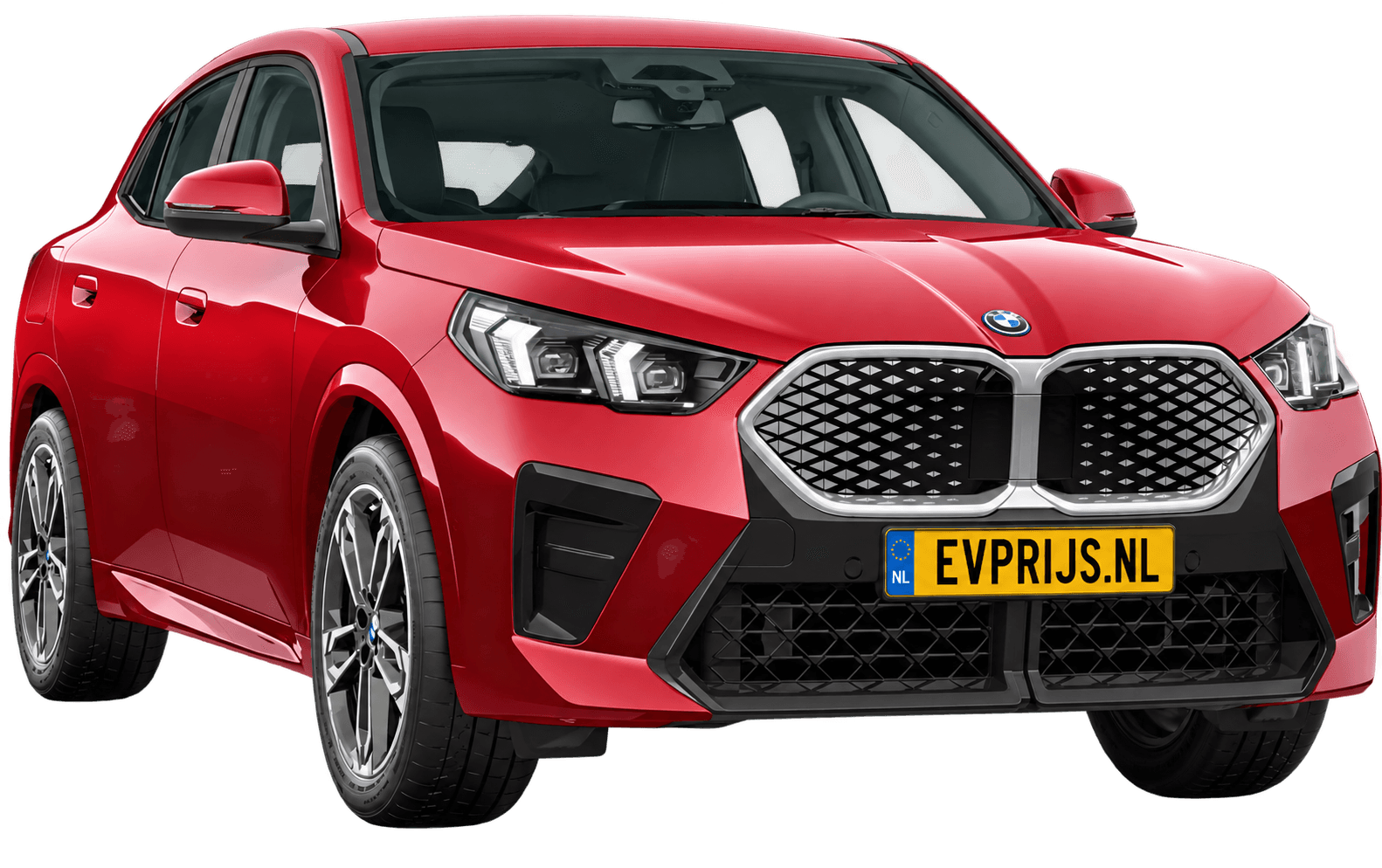 AI-bewerking (Imagegen) van officieel BMW Nederland-configuratorbeeld: iX2 M Sport Edition voor-/zijaanzicht in Fire Rot metallic (configuratie BMW iX2 eDrive20 M Sport Edition); kleurverzadiging kan afwijken; velgen en details kunnen per uitvoering afwijken, beeld 5