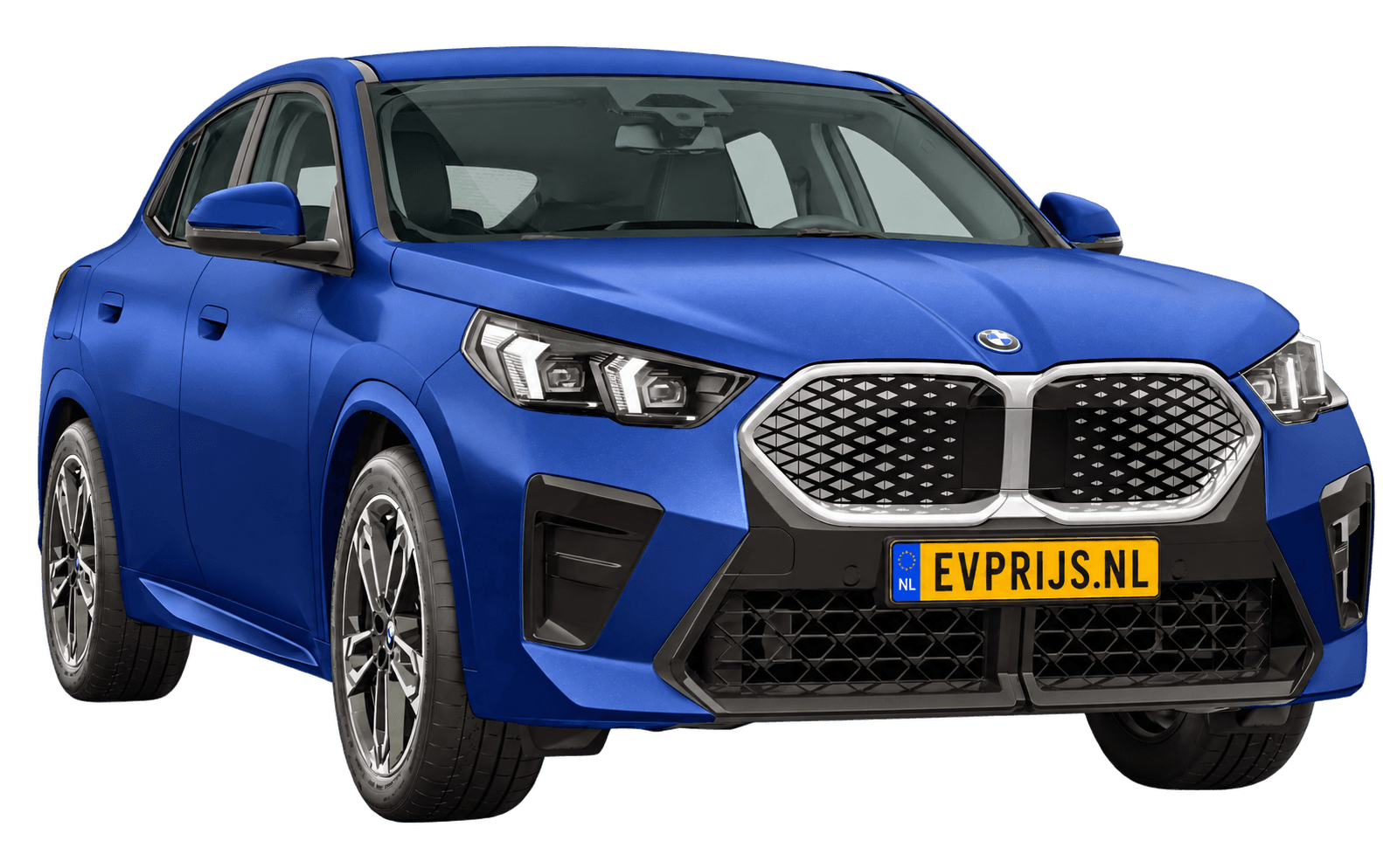 AI-bewerking (Imagegen) van officieel BMW Nederland-configuratorbeeld: iX2 M Sport Edition voor-/zijaanzicht in BMW Individual Frozen Portimao Blau metallic (configuratie BMW iX2 eDrive20 M Sport Edition); kleurverzadiging kan afwijken; velgen en details kunnen per uitvoering afwijken, beeld 11