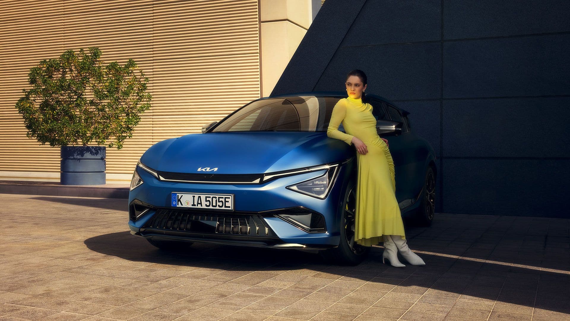 Kia EV6 GT tijdelijk modelbeeld; lak en uitvoering niet bevestigd, beeld 2
