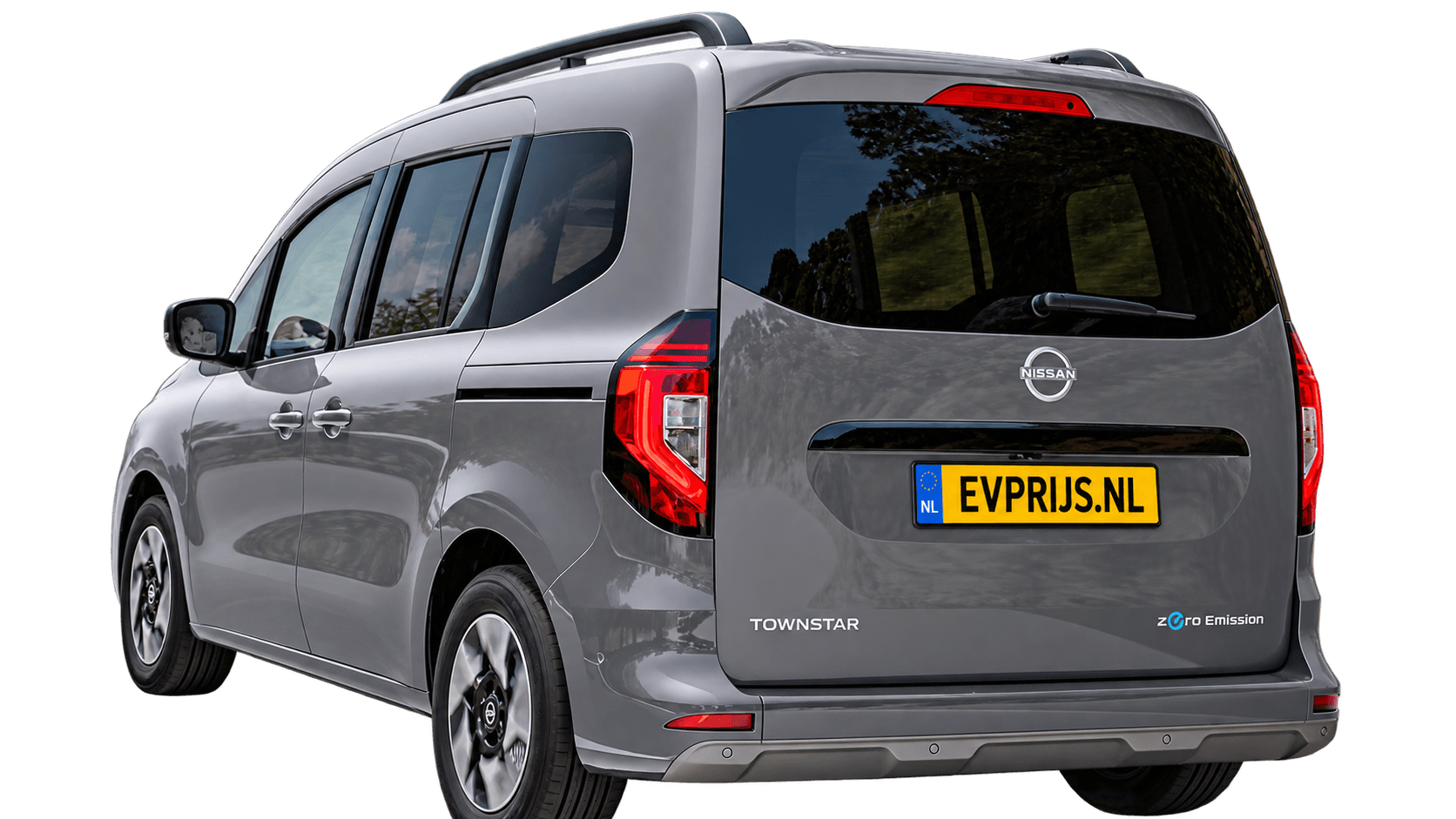 AI-bewerking (Imagegen) van officieel Nissan-beeld: Townstar Evalia achter-/zijaanzicht in onbekende grijze lak (officieel Nissan-modelbeeld Townstar Evalia EV (achter-/zijaanzicht, grijze metallic lak; exacte lak en uitvoering niet vermeld)); velgen en details kunnen per uitvoering afwijken; exacte lak niet bewezen, beeld 2